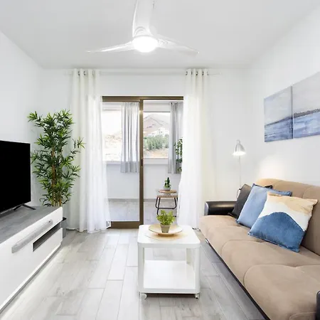 Castle Harbour Apartment Arona (Tenerife)